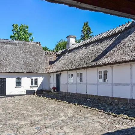 Cozy In Hyllinge With Wifi Kirke-Hyllinge